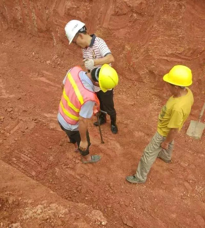 YABO鸭脖电缆沟施工