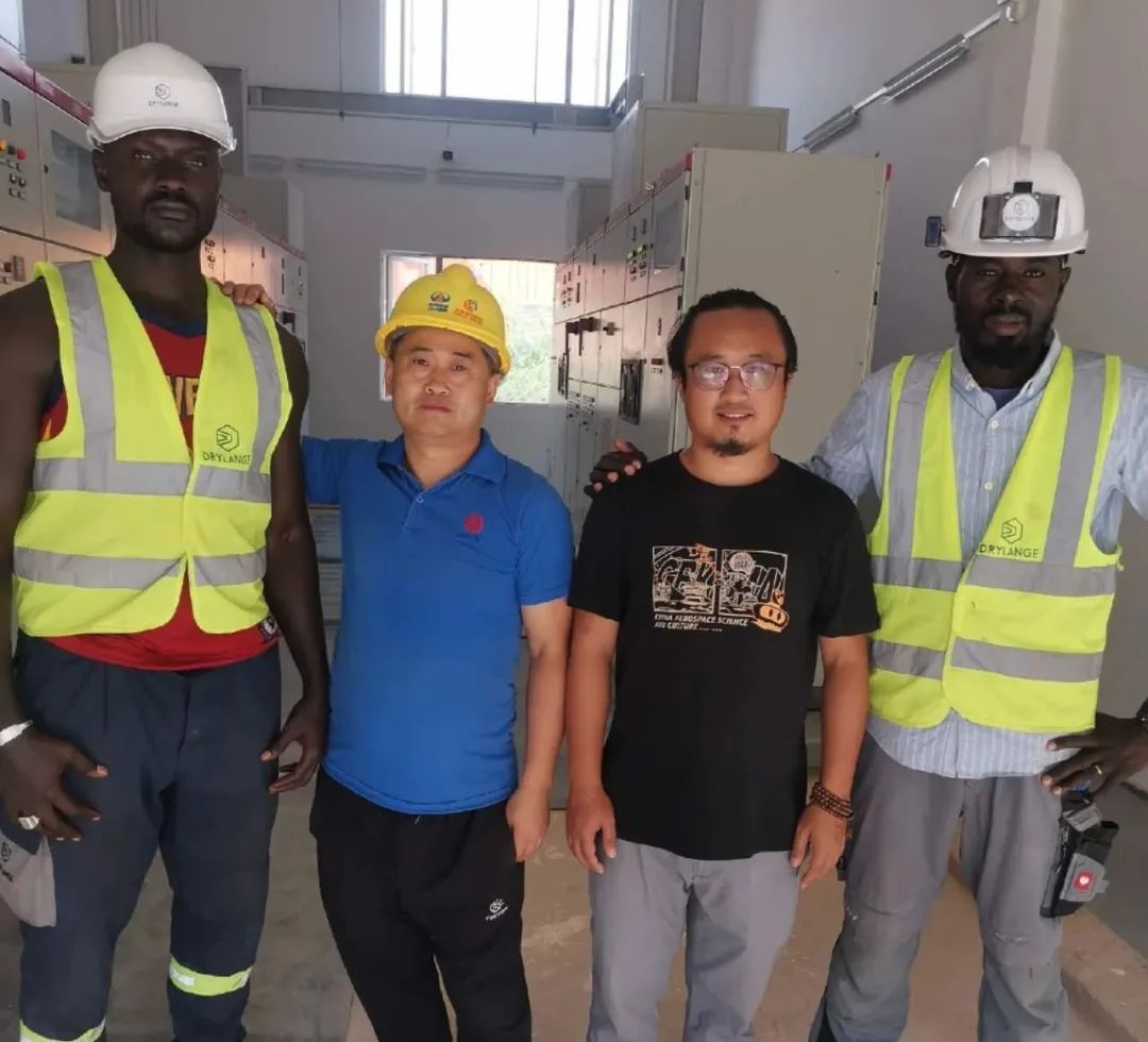 成都市郫都区唐昌镇党委书记莅临YABO鸭脖进行工作调访和安全检查