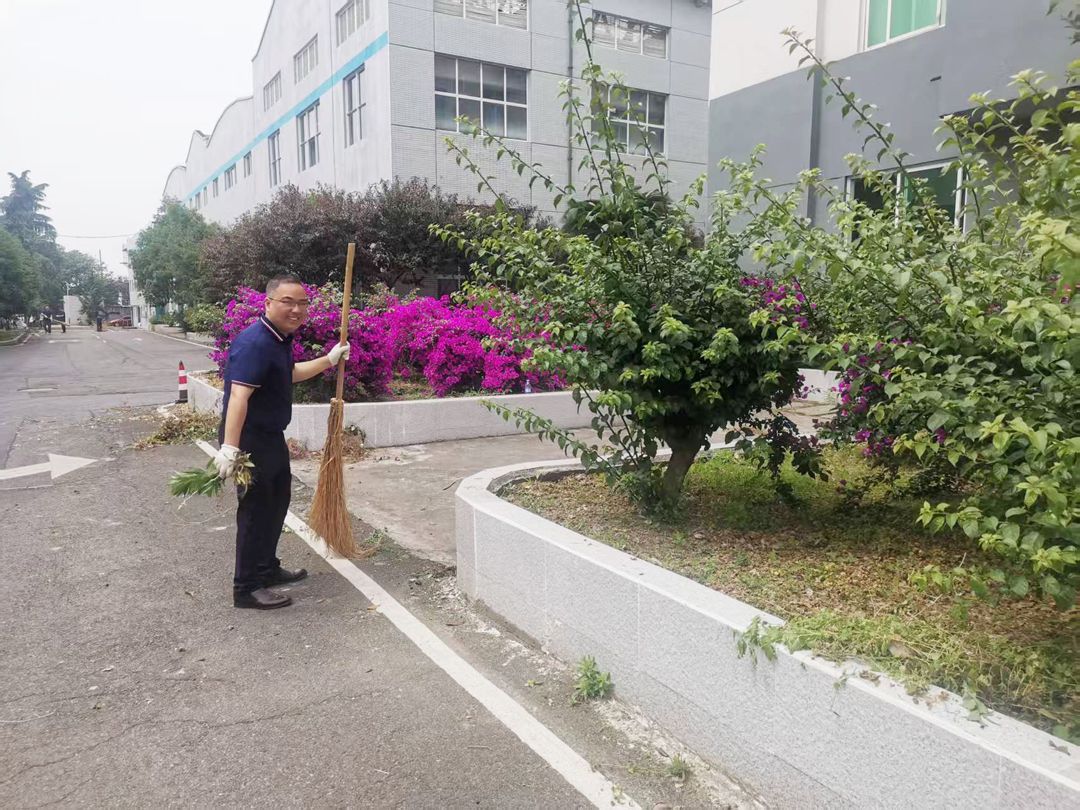 YABO鸭脖党支部开展“助力唐昌镇‘五清行动’,绘就生态振兴新图景”主题党日活动